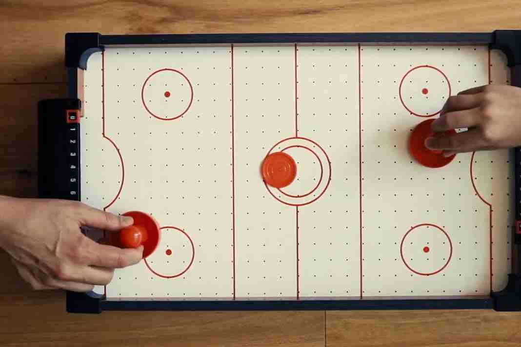 toymaster-air-hockey air hockey