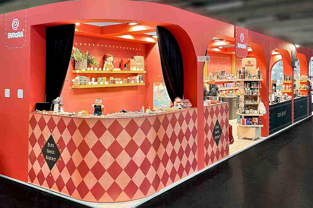 toymaster-svoora-1 toymaster-svoora