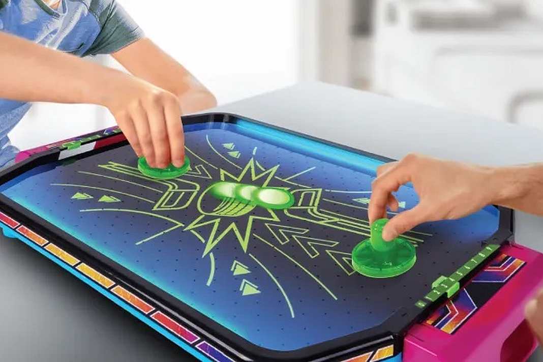 toymaster-air-hockey-1 toymaster-air-hockey
